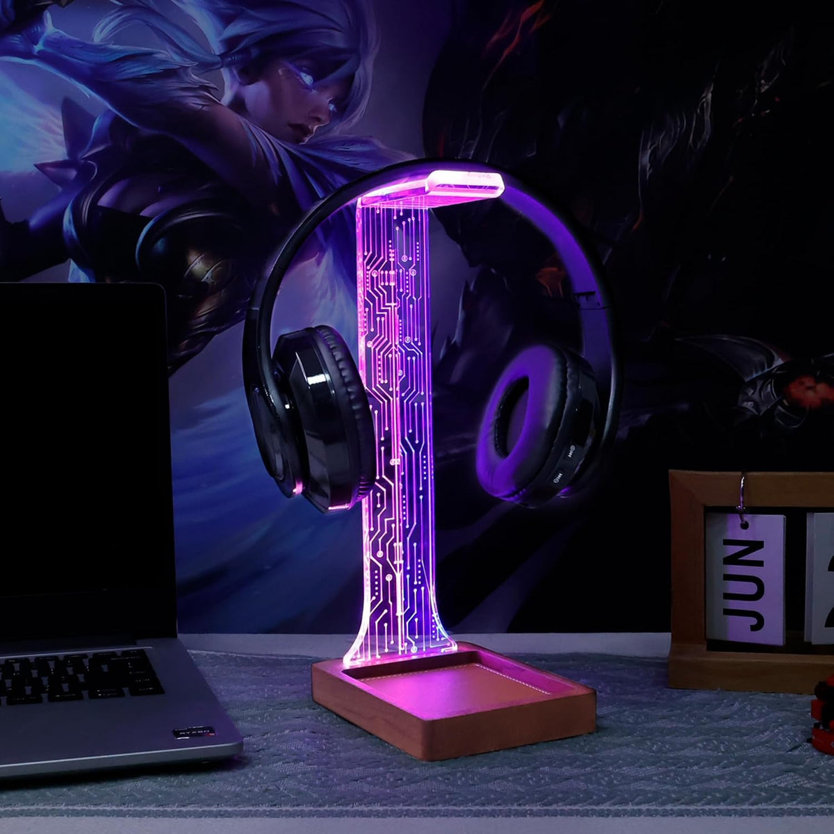 Headphone Stand, Wood Headset Holder with Blue Pink LED Night Light for Gamers, Men, and Music Lovers - Perfect Desk Gift Idea